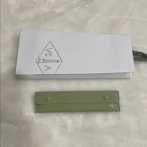 VCA Green Leather Bracelet Case & Gift Bag